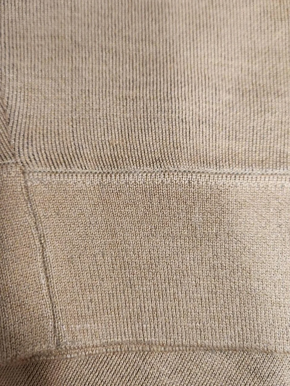 Men's V-Neck Sweater in Camel